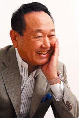 Eiji Bandō in Stormy Night