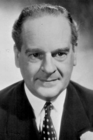 Walter Fitzgerald in Treasure Island