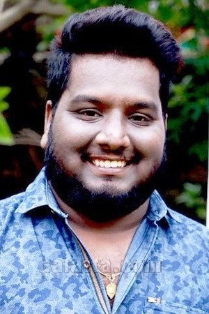 Vigneshkanth in Natpe Thunai