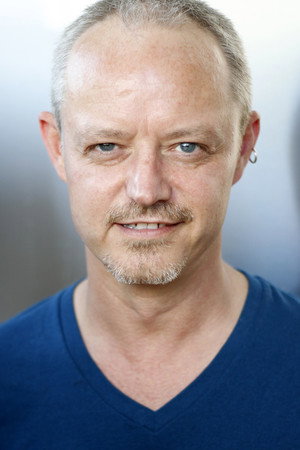 Desmond Askew in Turistas