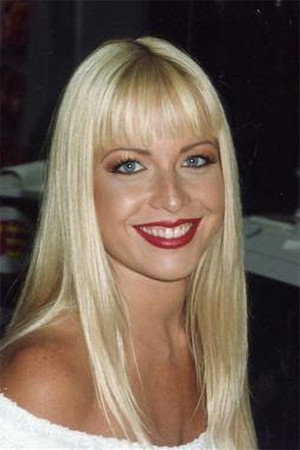 Savannah in The Invisible Maniac
