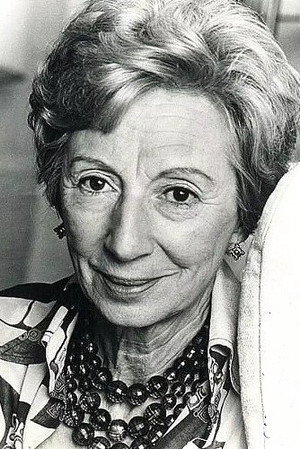 Jean Anderson in The Three Lives of Thomasina
