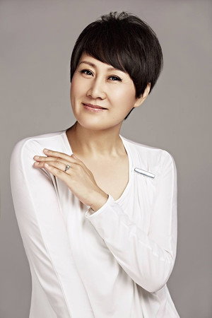 Zhang Kaili in Eight Women Fighters