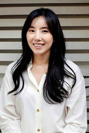 Park Ji-yeon in Wishing Stairs