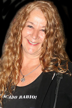 Claudia Puyó in El rey del rocanrol
