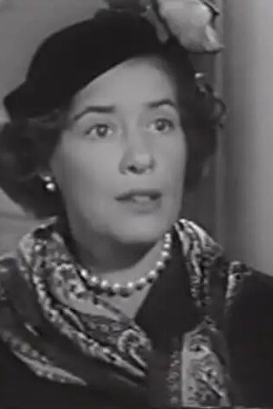 Sarah Selby in Dumbo