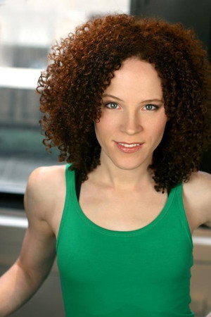 Sarah Schoofs in Alone