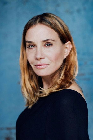 Nadeshda Brennicke in Anna Fucking Molnar