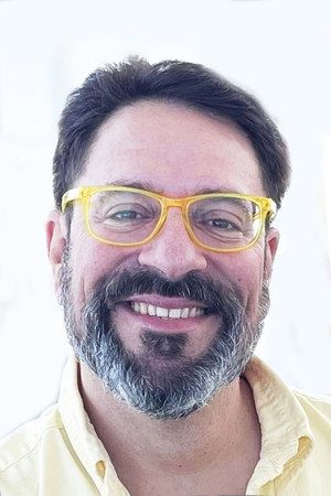 Adam Sietz in Sarah Stonemaker, 86 News