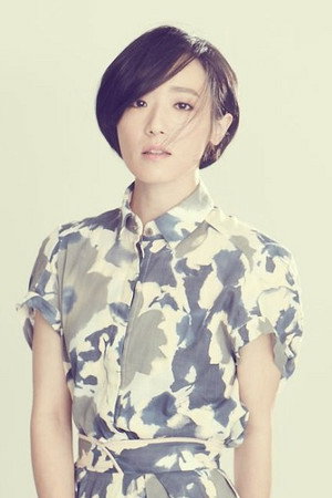 Phoebe Lin in Paradise in Service