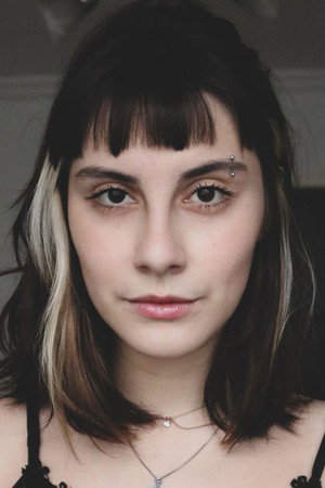 Mariana Soeiro in Cadence