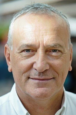 Simon Greenall in Robin Hood: Quest for the King