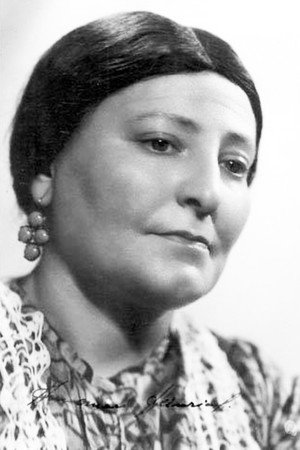Pierina Dealessi in El morocho del Abasto (La vida de Carlos Gardel)