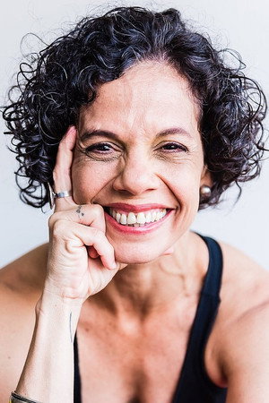 Ana Paula Bouzas in Dona Flor e Seus Dois Maridos