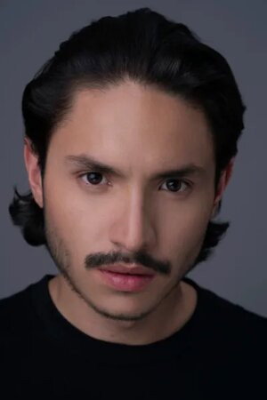 Camilo Amores in Legionario