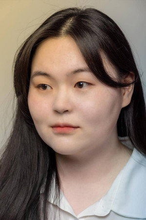 Kwon Young-eun in Freckles