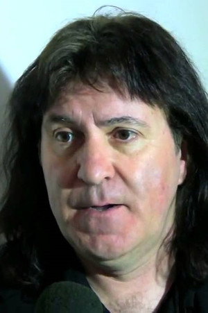 Simon Wright in AC/DC - Plug Me In
