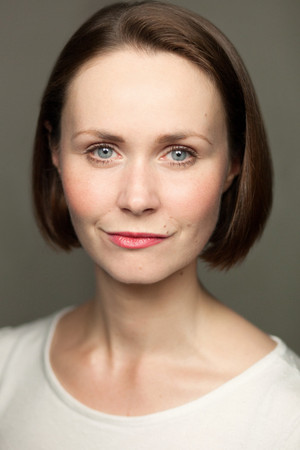 Zoe Rainey in National Theatre Live: She Stoops to Conquer