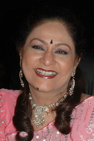 Aruna Irani in Pratikar