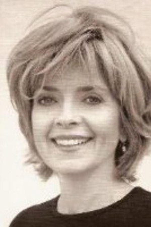 Linda MacEwen in They All Laughed