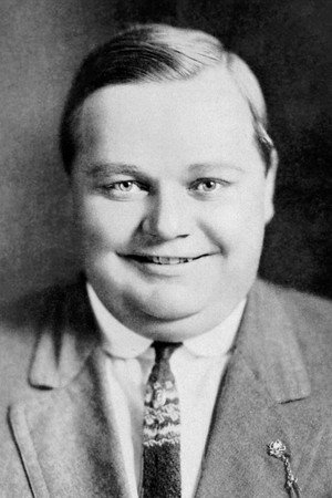 Roscoe Arbuckle in The Chicken Chaser