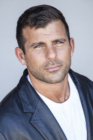 Matthew Kaye in Celebrity Boxing The 16th Minute