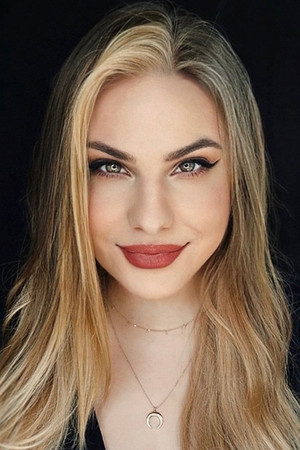 Sara Secora in Rebellious