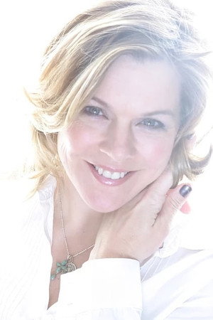 Janie Dee in Stephen Sondheim's Old Friends