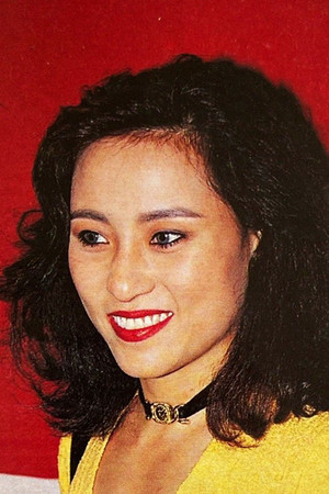 Man Wah Tsui in Snake Monster
