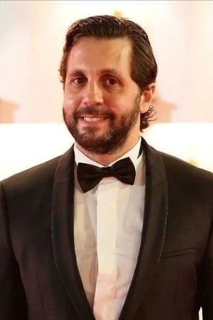 Hesham Maged in Female Cousins