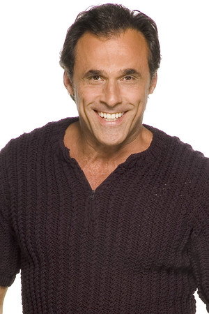 Oscar Magrini in Eu Sou a Lei