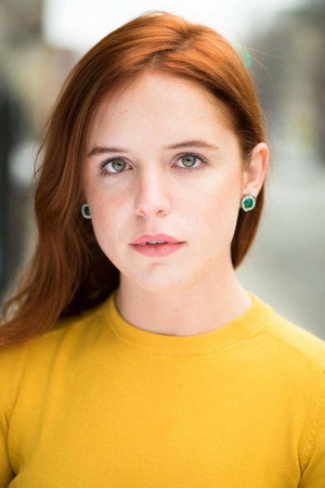 Naian González Norvind in Corina
