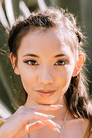 Frankie Tan in Iconic