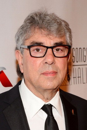 Graham Gouldman in 10cc 'The Ultimate Greatest Hits Tour'