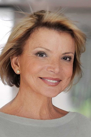 Uschi Glas in The Females