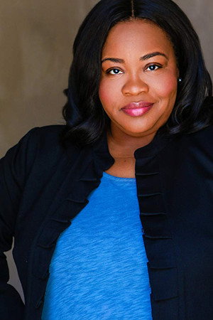 Mara Hall in Loqueesha