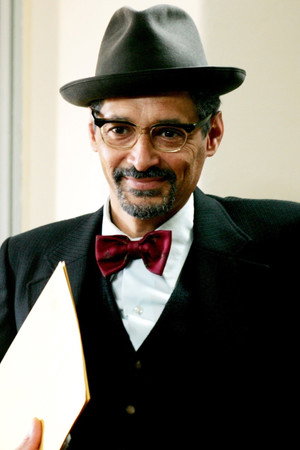 David Dennis in Mrs Mandela