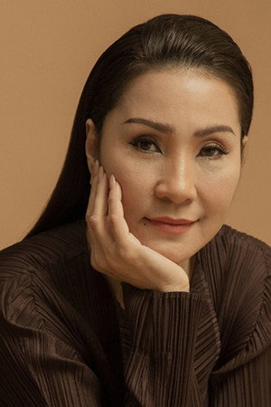 Hồng Đào in Diary of Fireflies