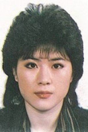Kim Su-Gyeong in Declaration of Fools