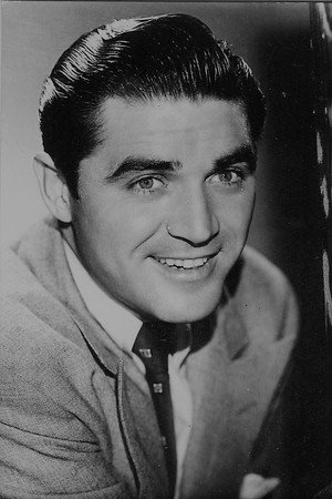 Steve Cochran in Quantrill's Raiders
