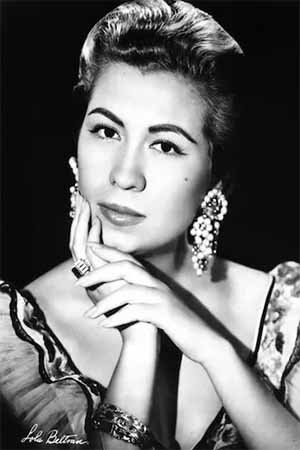 Lola Beltrán in Pensión de artistas