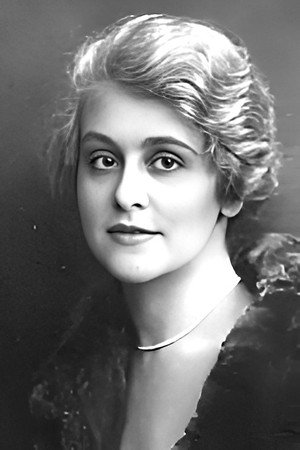 Carola Toelle in Opfer