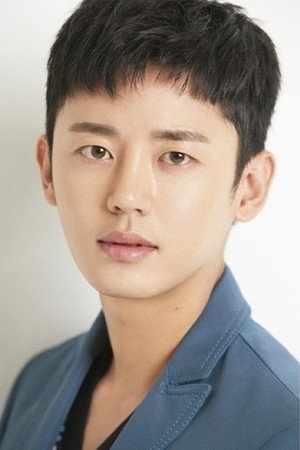 Lee Ji-hoon in Dad Is Pretty