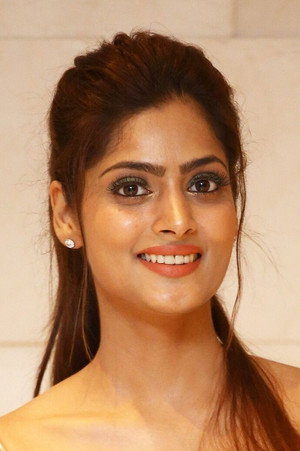 Sherry Agarwal in April 28th Em Jarigindi