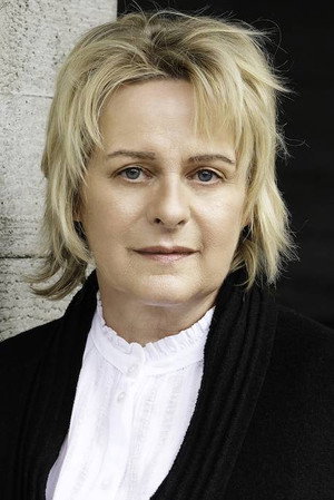 Joanne Pearce in Mrs Lowry   Son