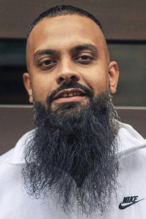 Guz Khan in The Unofficial Science of Home Alone