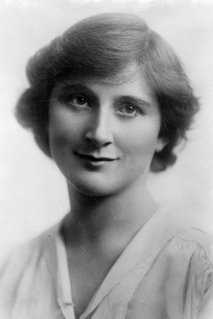 Elizabeth Valentine in Apology for Murder