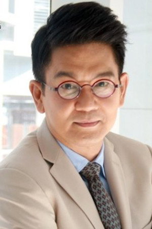 Kriengkrai Oonhanun in Legal Wife