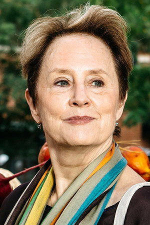 Alice Waters in James Beard: America's First Foodie