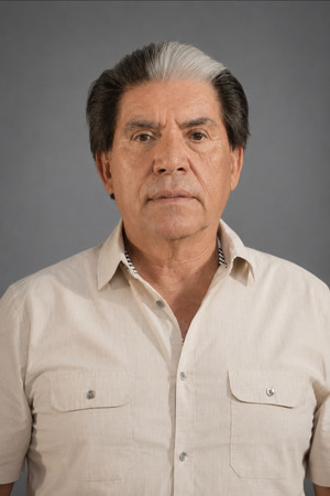 Elias Hernandez in Jugando con la muerte